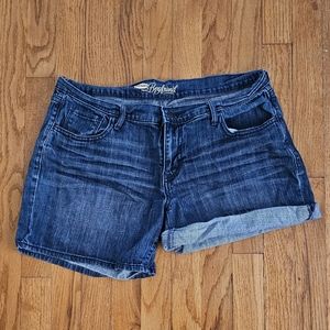 Old Navy- Boyfriend Short Size 8